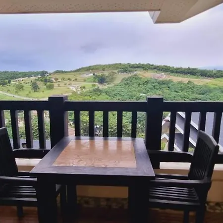 Alta Vista De Boracay By Crystal Apartment Yapak Exterior photo